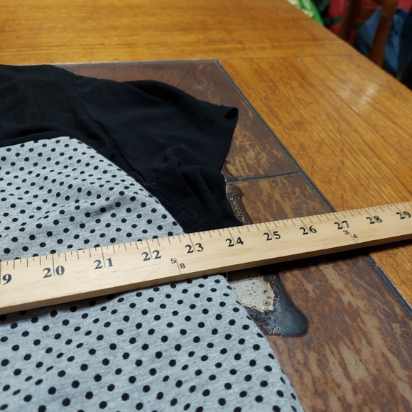 Torrid top with black mesh gray and black 4 - Picture 6 of 11